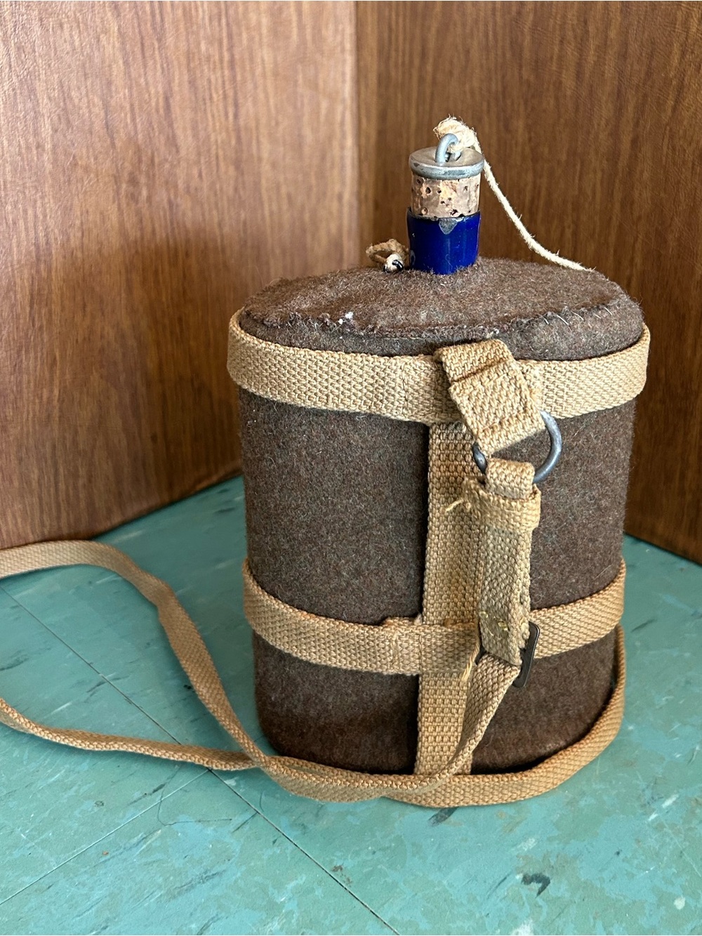 Vintage 1940’s water canteen military army enamel blue